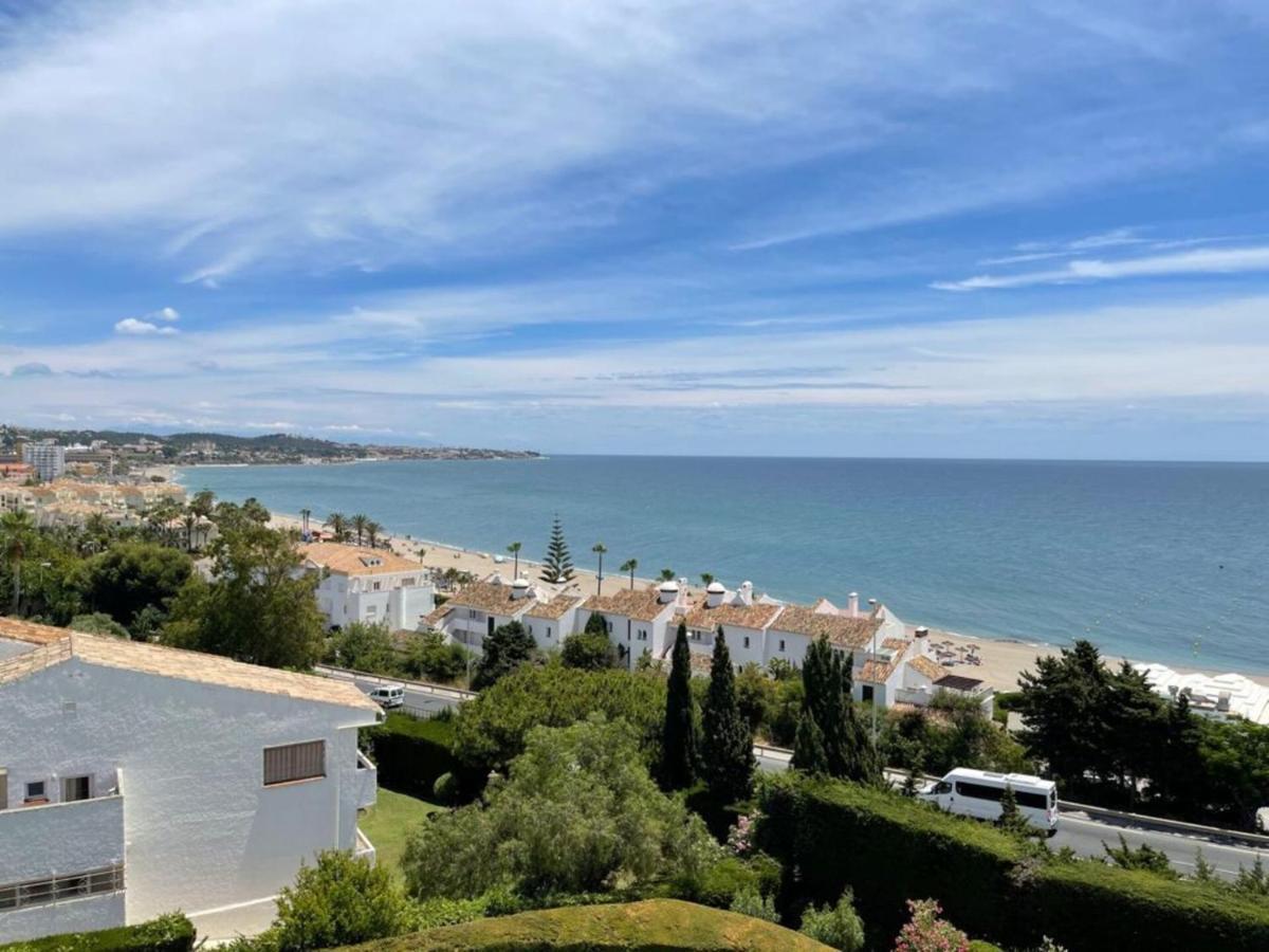 Modern Apartment With Sea View Close To Marbella Михас Экстерьер фото